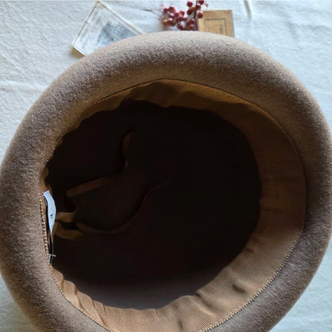 《moca brown》モカブラウンのフェルトトーク帽 felt talkbou