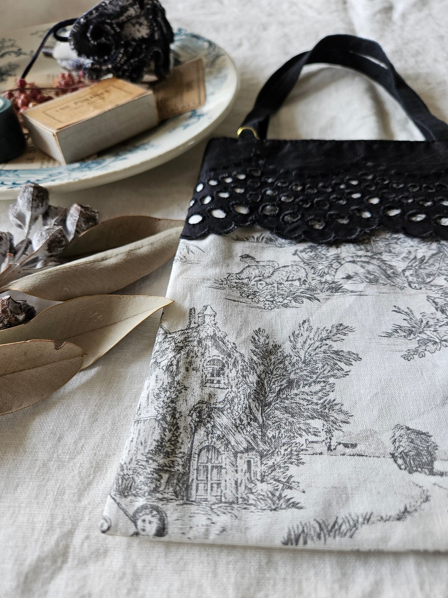 かくれんぼバッグ（トワルドジュイ柄）  toile de jouy  kakurenbo bag