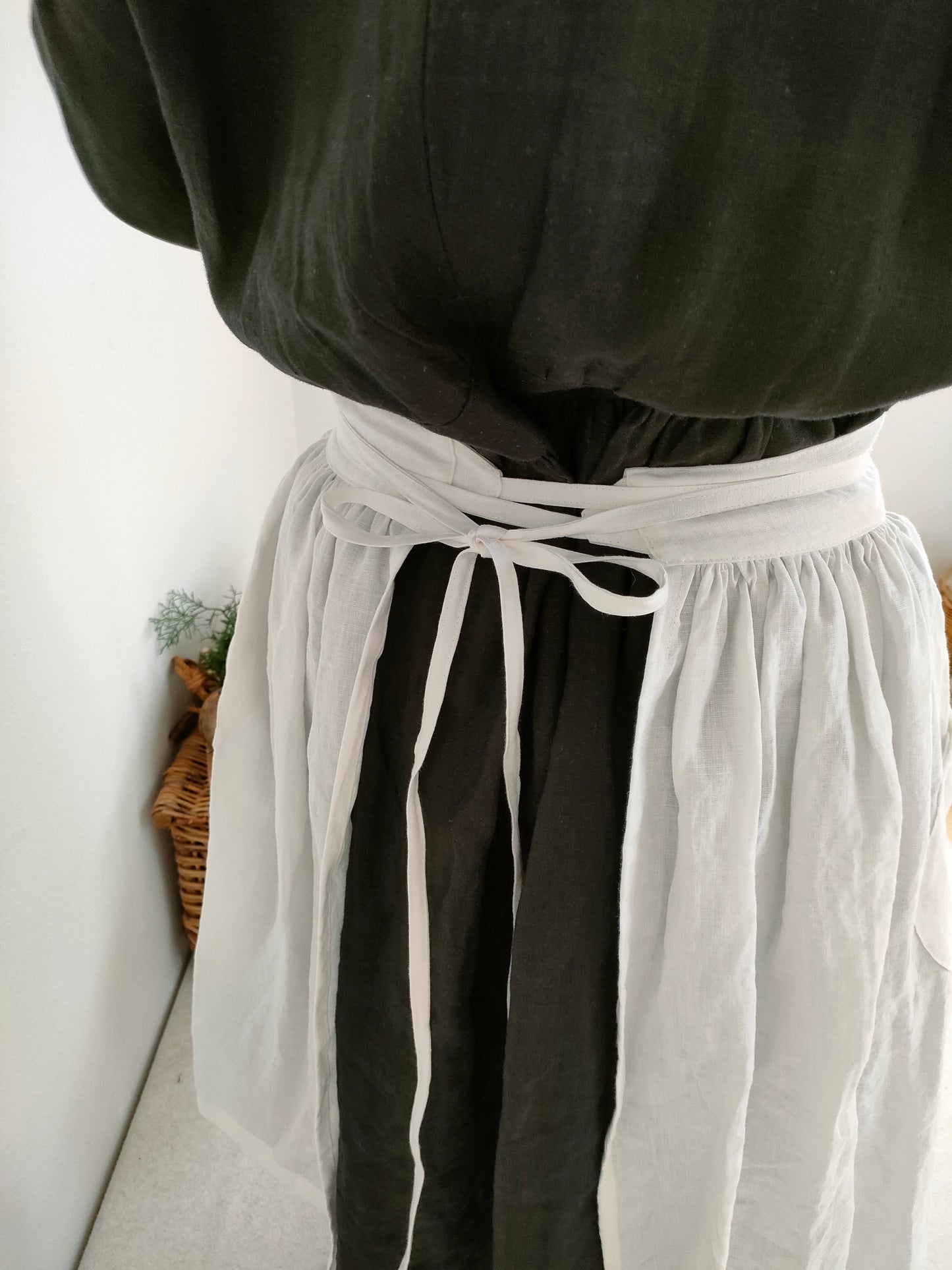 Ecru White　2way サスペンダーギャザータブリエ　French Linen Gather tablier 　アンティークタブリエ　リネンタブリエ