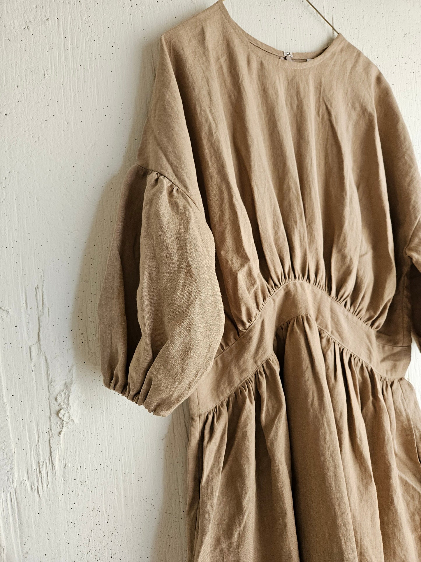 【kurumi brown】クルミブラウン　コレクトレイクリネンギャザーワンピース　 Linen gather　onepiece