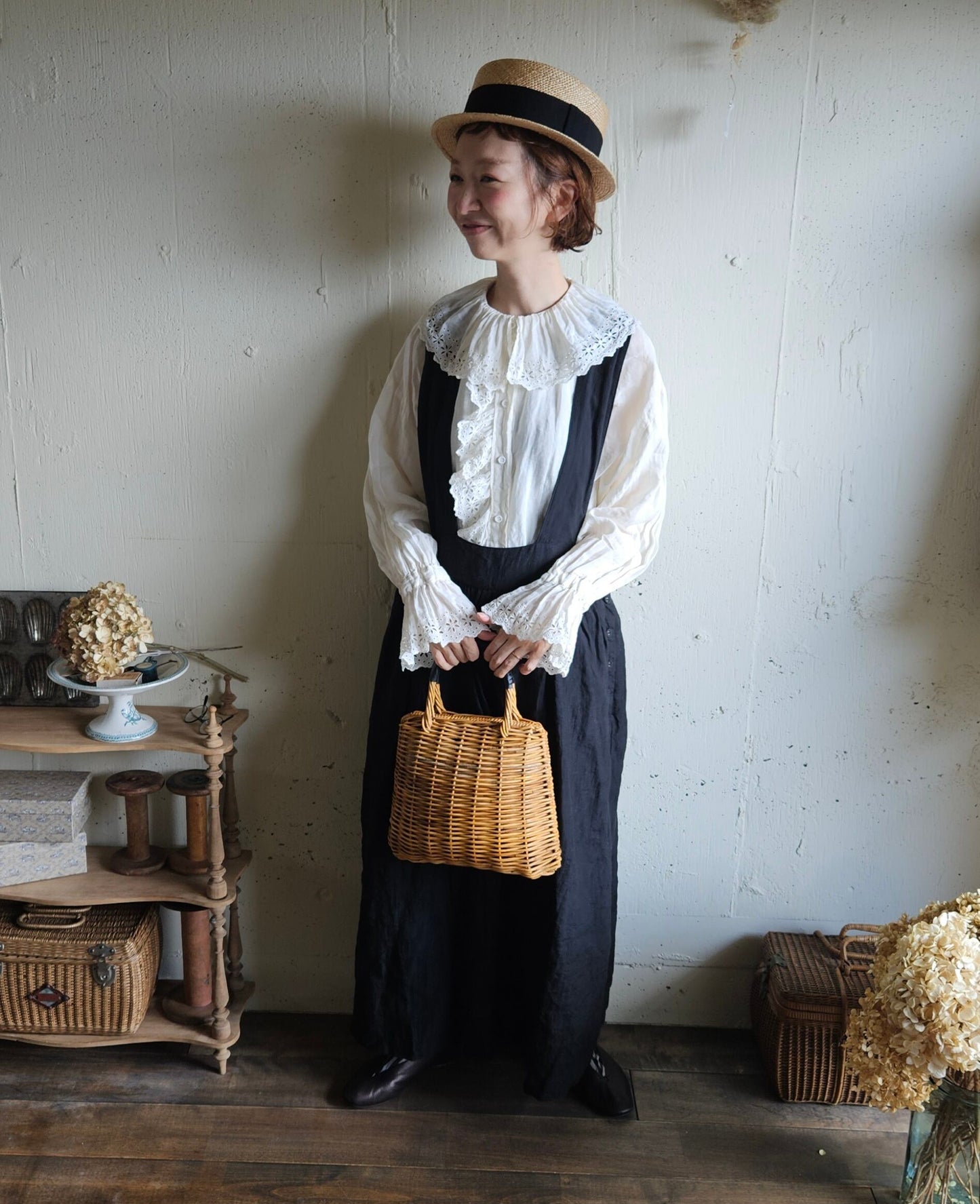 《ANTIQUE Black》Curios linen suspender skirt gauze#  サスペンダースカート