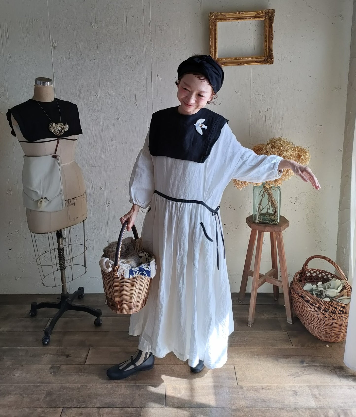 【Dark Black】Antique wash Linen collar 柔らかなアンティークウォッシュリネンのつけ襟　リネンつけ襟　アンティーク加工リネン生地　つけ衿