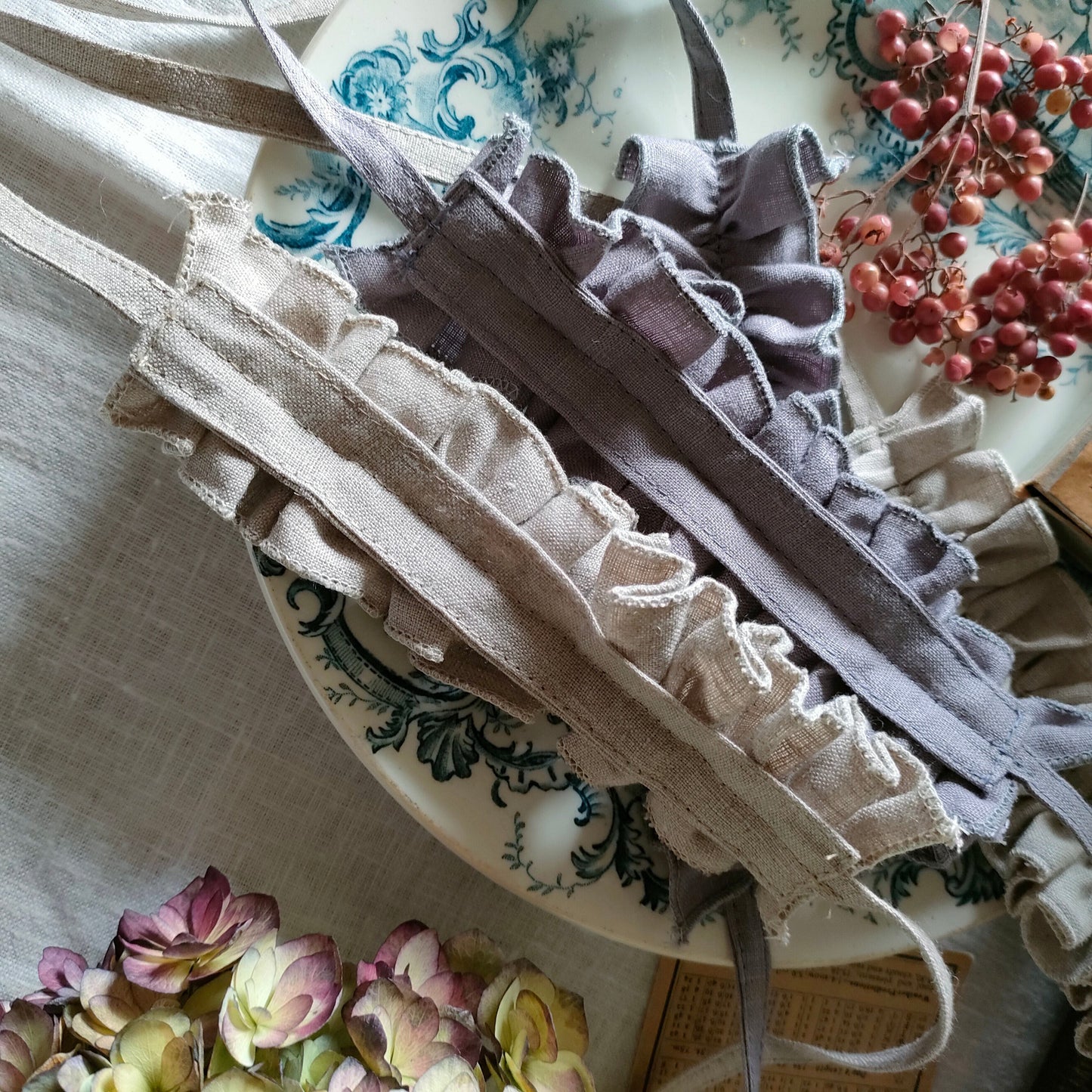 【Ash lavender】ハナビラのカケラ ネックレス アッシュラベンダー hanabirano kakera Necklace フレンチリネン　