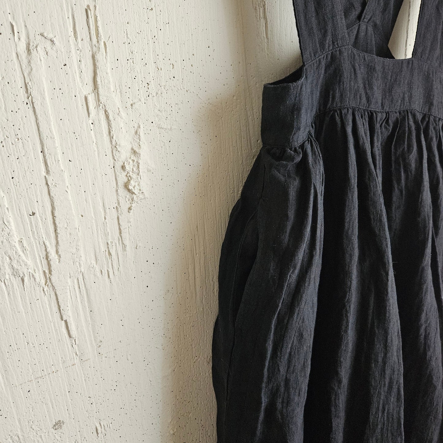 《ANTIQUE Black》Curios linen suspender skirt gauze#  サスペンダースカート