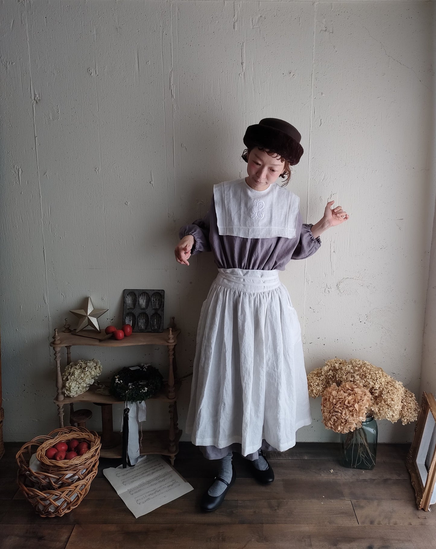 Embroidery Linen collar モノグラム刺繍のリネンつけ襟　手刺繍フランスアンティーク　リネン　つけ襟　