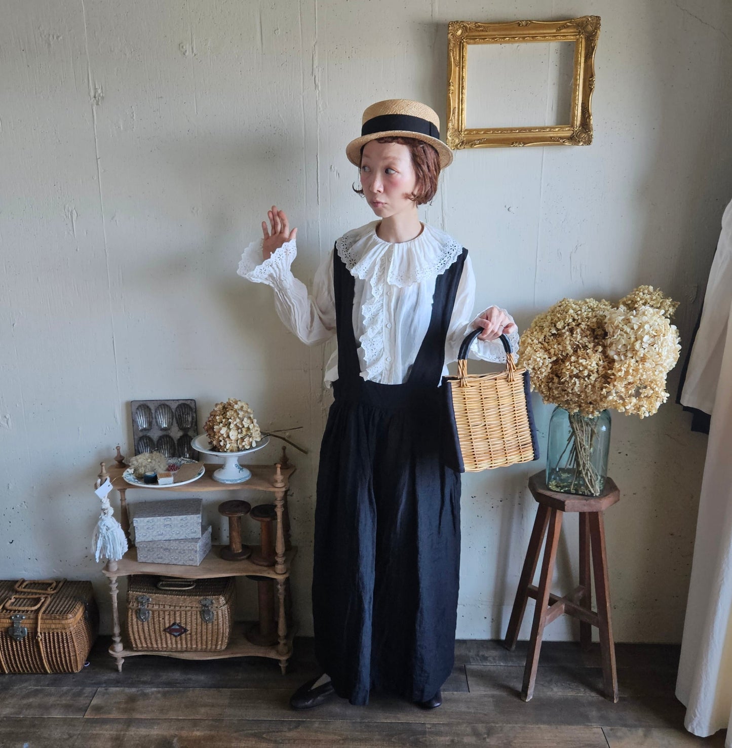 《ANTIQUE Black》Curios linen suspender skirt gauze#  サスペンダースカート