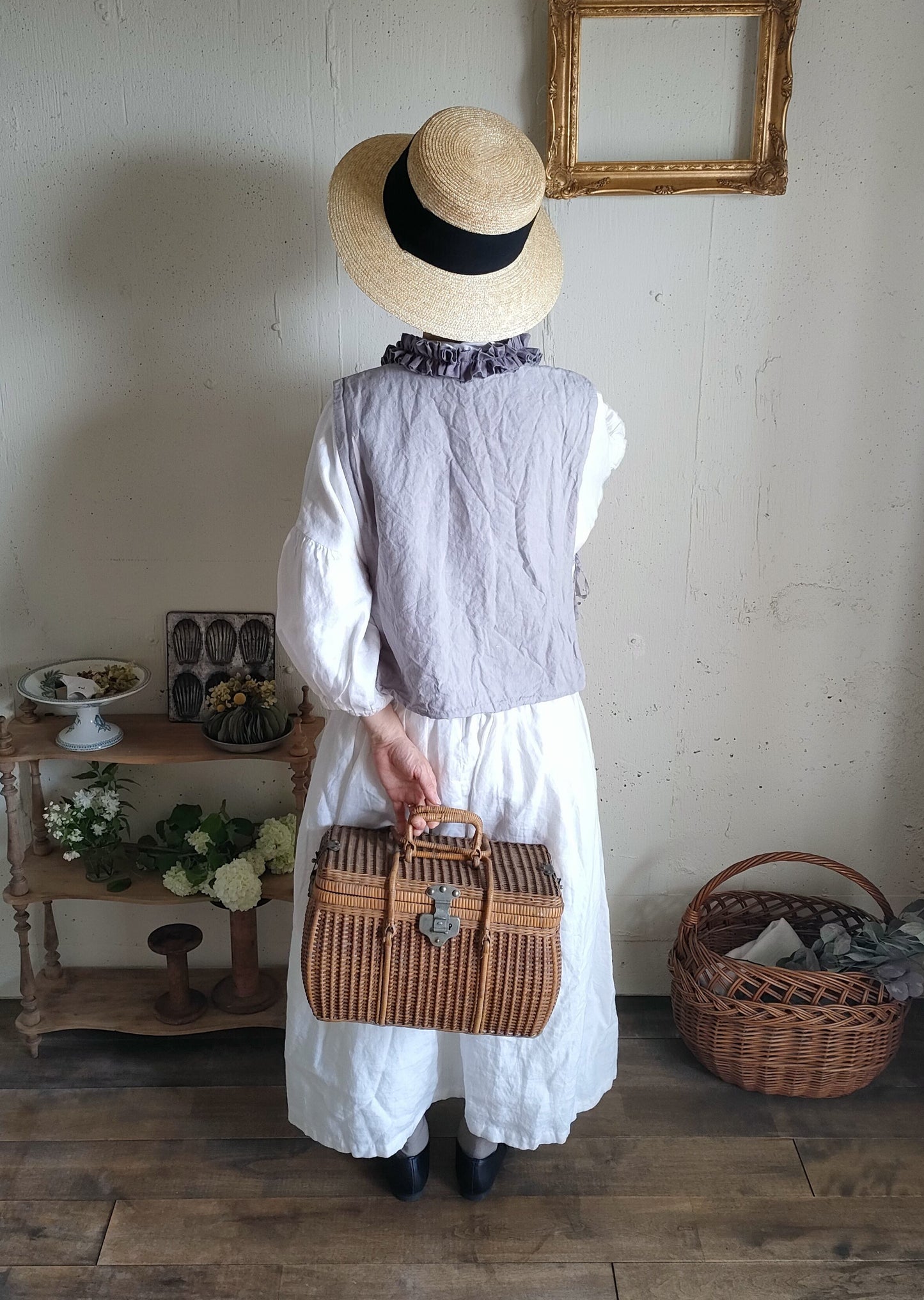 【Natural Gray】くるみボタンのコットンリネン 2wayジレベスト　