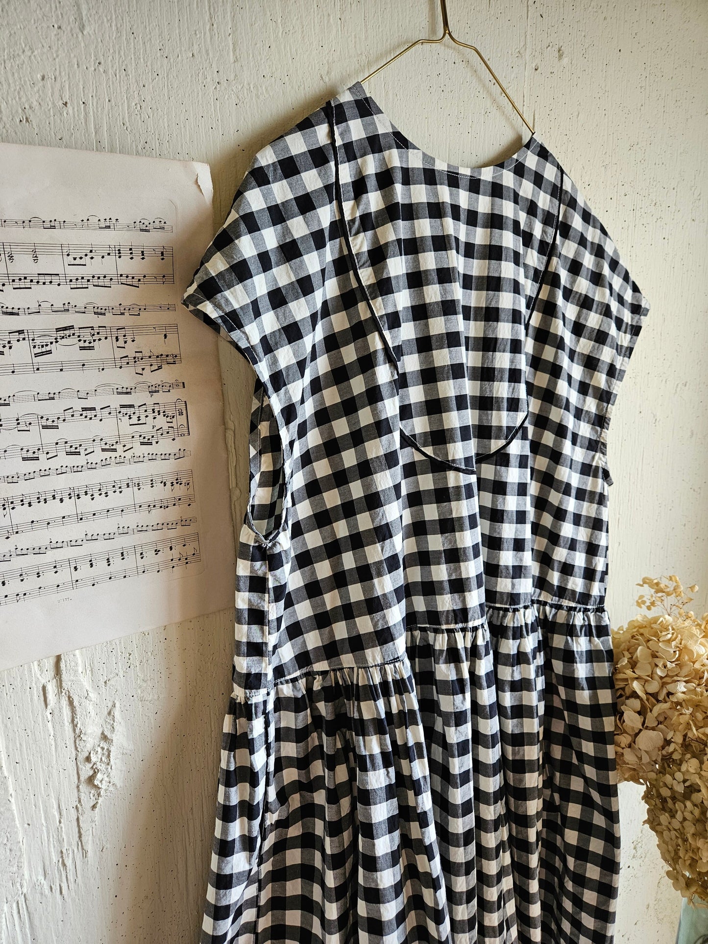 【限定販売】別注 gauze × meguri megutte ギンガムチェック クルエラワンピース cruella no sleeve onepice