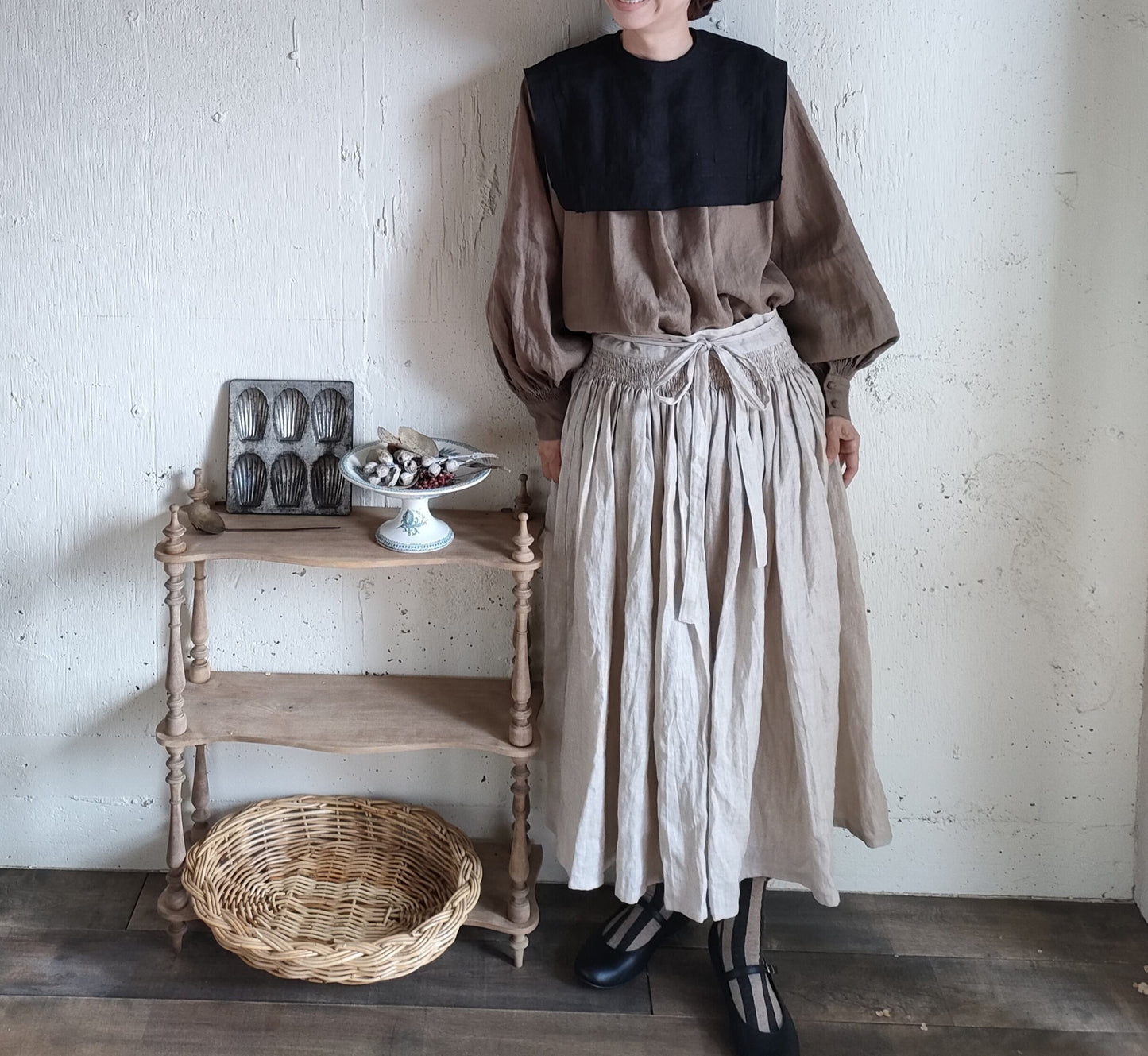 【Dark Black】Antique wash Linen collar 柔らかなアンティークウォッシュリネンのつけ襟　リネンつけ襟　アンティーク加工リネン生地　つけ衿