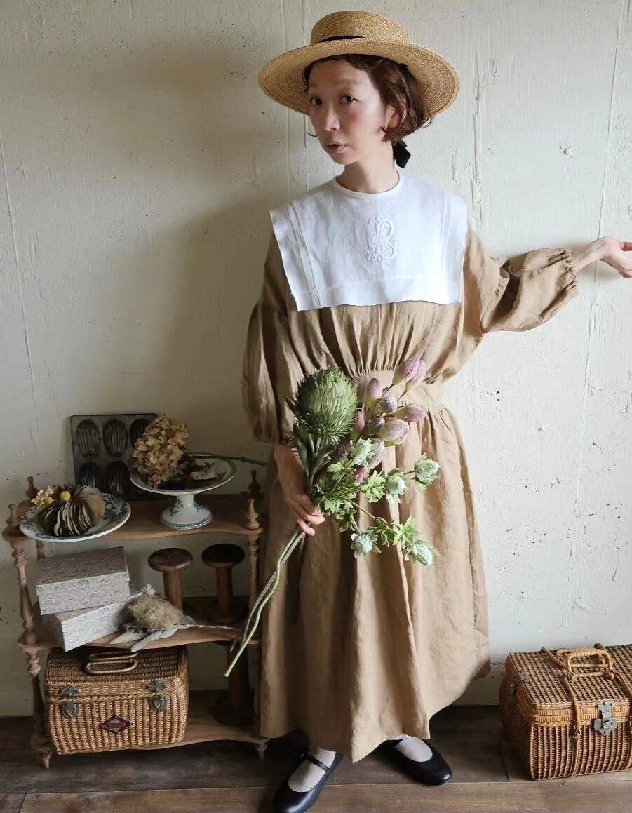 Embroidery Linen collar モノグラム刺繍のリネンつけ襟　手刺繍フランスアンティーク　リネン　つけ襟　
