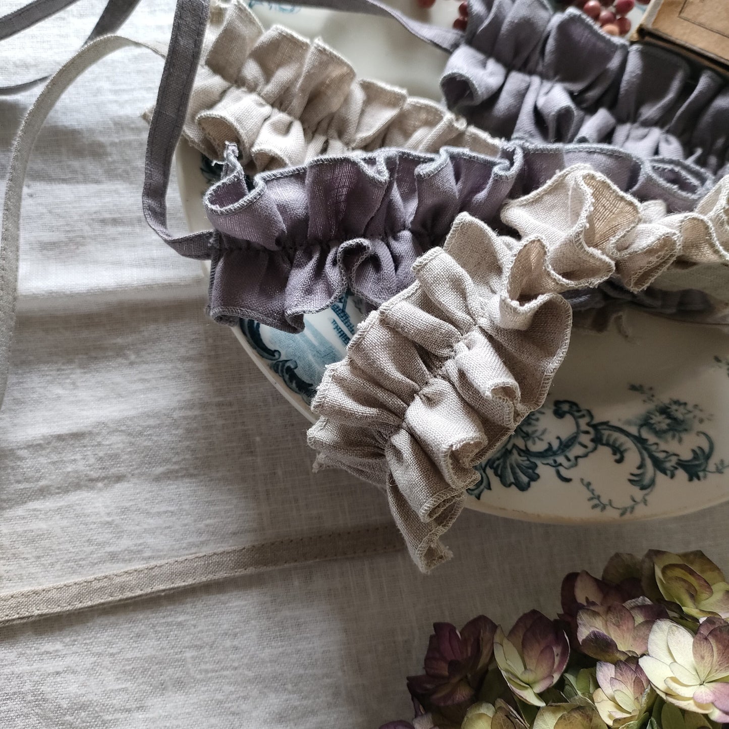 【kinari natural】ハナビラのカケラ ネックレス キナリナチュラル 　hanabirano kakera Necklace フレンチリネン　リネンアクセサリー