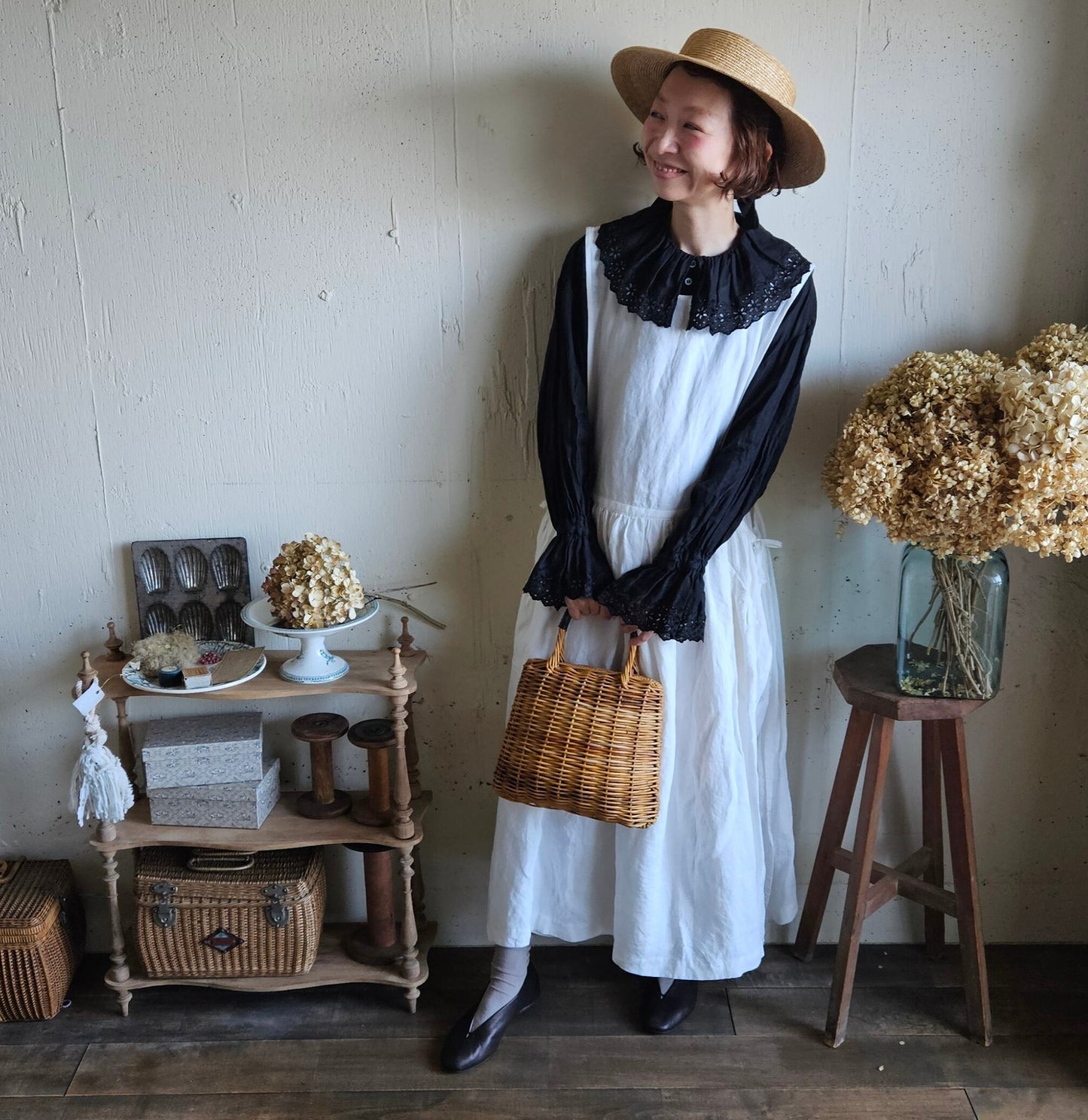 《Noir Black》Antique Lace Blouse  アンティークレースブラウス　gauze