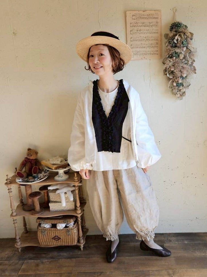 【送料半額】ハナビラフリルのつけ襟　black　hanabira frilled collar