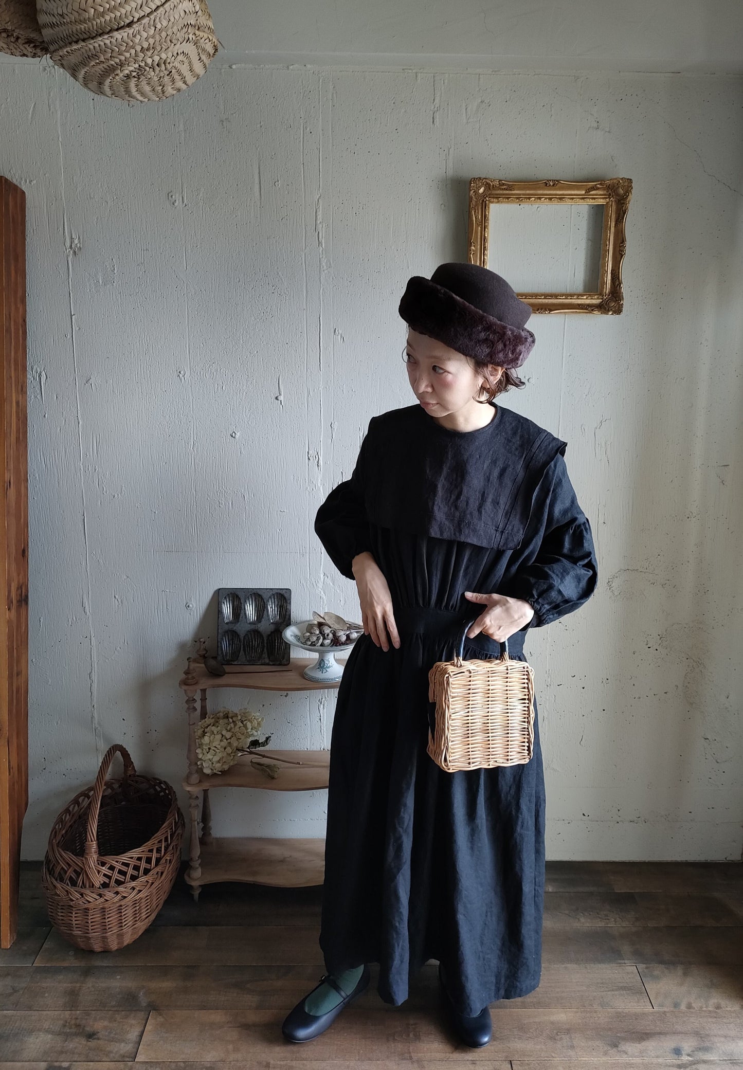 【Dark Black】Antique wash Linen collar 柔らかなアンティークウォッシュリネンのつけ襟　リネンつけ襟　アンティーク加工リネン生地　つけ衿