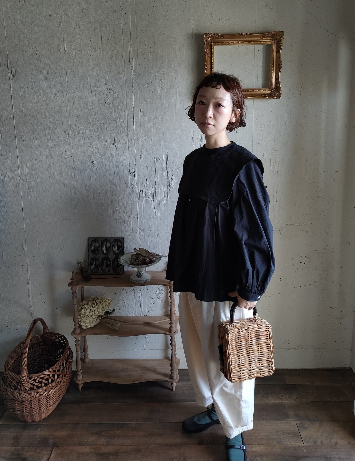 【Dark Black】Antique wash Linen collar 柔らかなアンティークウォッシュリネンのつけ襟　リネンつけ襟　アンティーク加工リネン生地　つけ衿