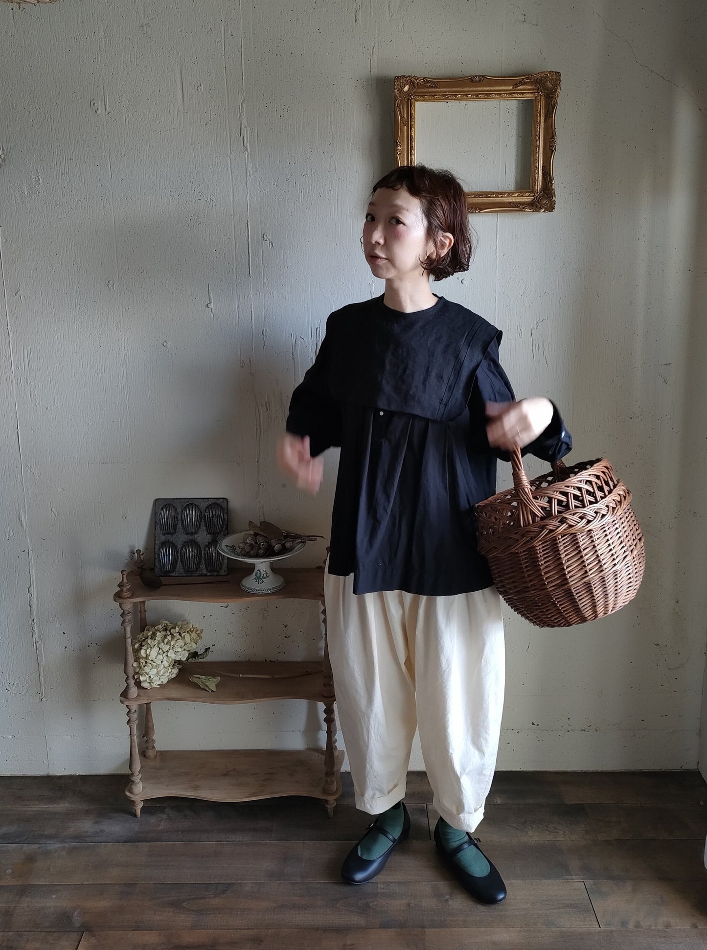 【Dark Black】Antique wash Linen collar 柔らかなアンティークウォッシュリネンのつけ襟　リネンつけ襟　アンティーク加工リネン生地　つけ衿