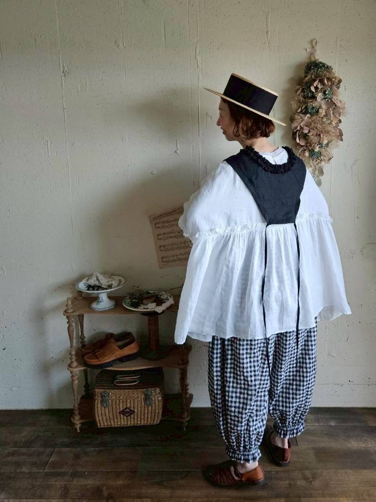 【送料半額】ハナビラフリルのつけ襟　black　hanabira frilled collar