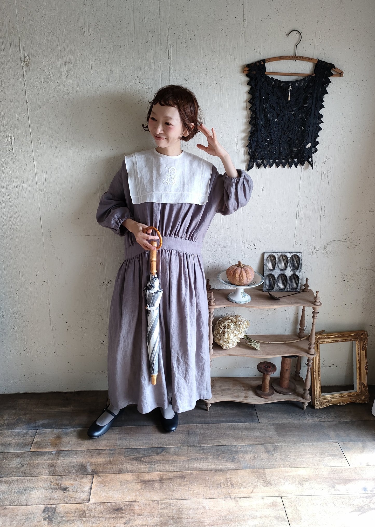 Embroidery Linen collar モノグラム刺繍のリネンつけ襟　手刺繍フランスアンティーク　リネン　つけ襟　