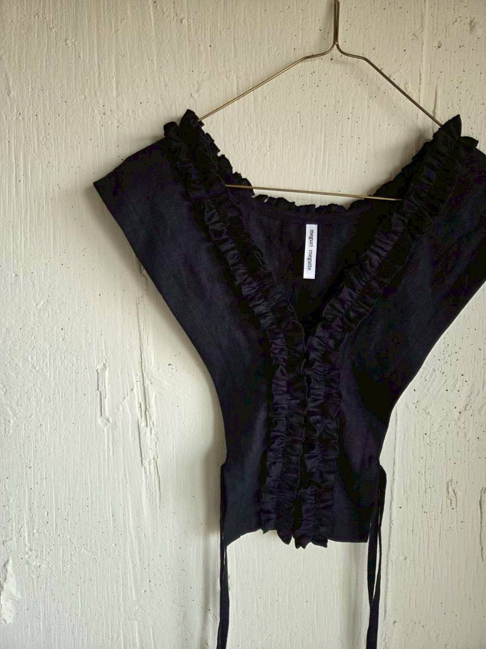 【送料半額】ハナビラフリルのつけ襟　black　hanabira frilled collar