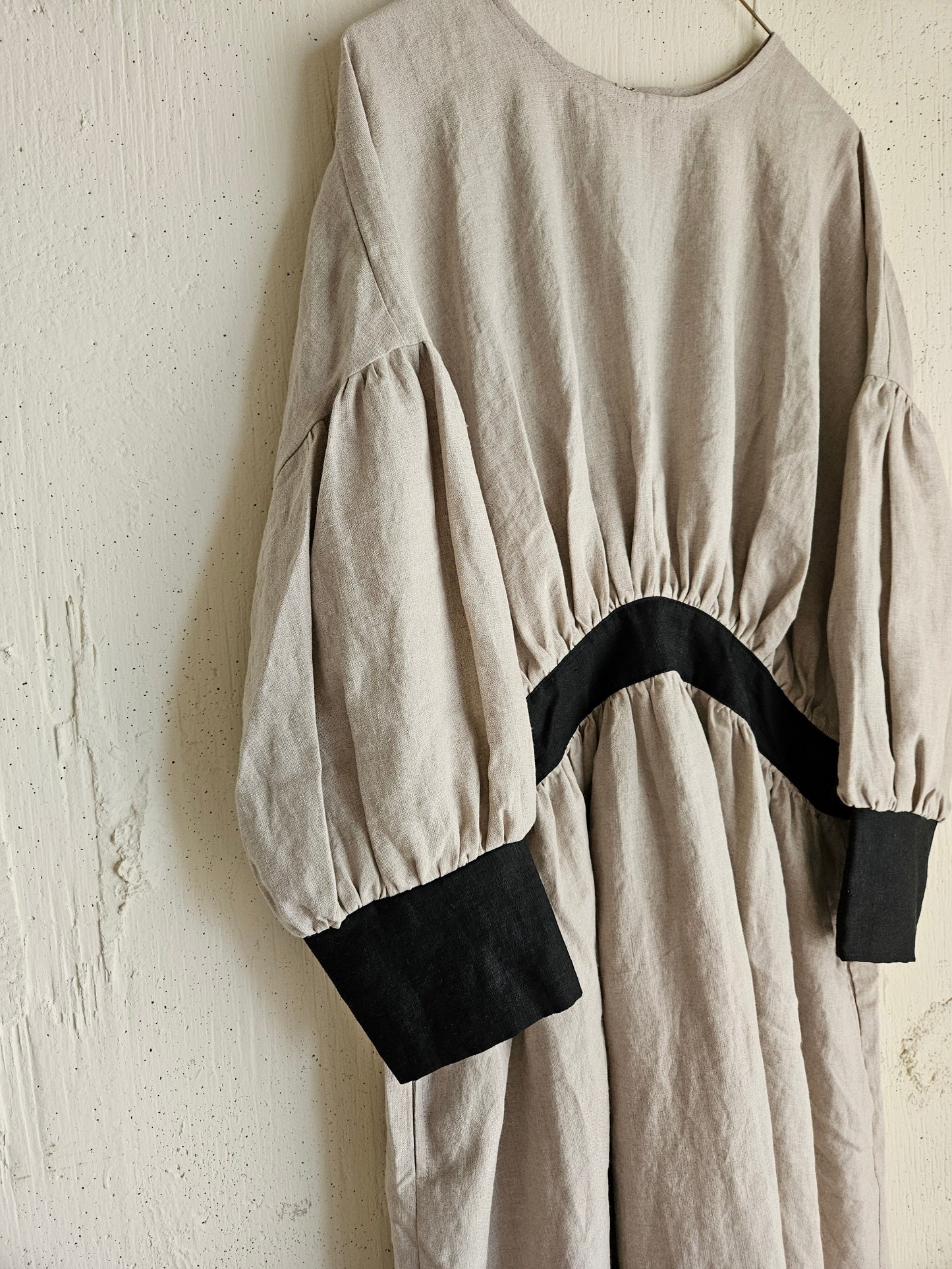 【kinari × Black】キナリ×ブラック bicollar cuffs gather onepice