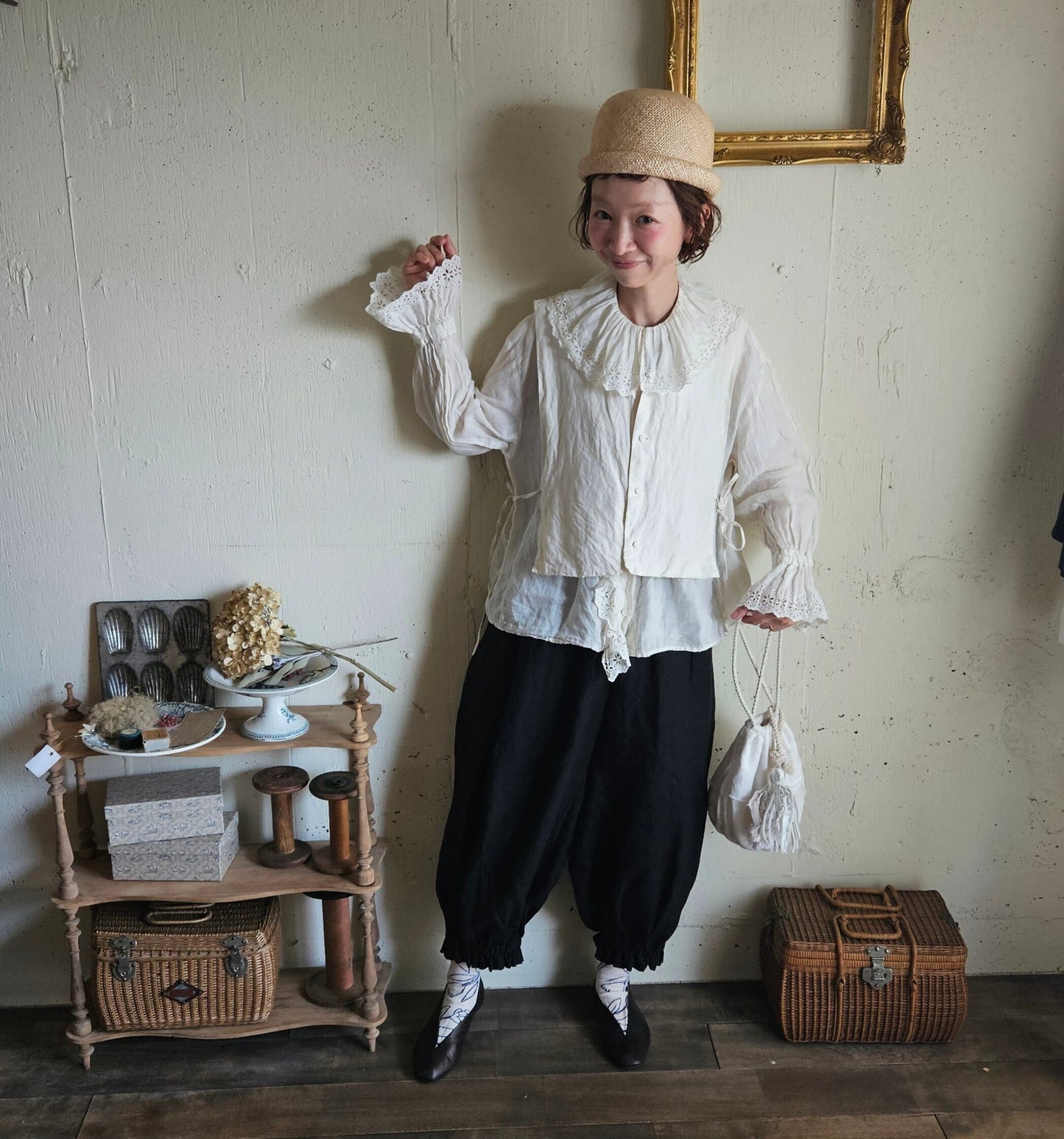 《Royal White》Antique Lace Blouse  アンティークレースブラウス　gauze