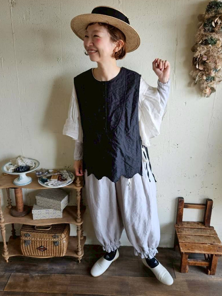 《即納》スカラップレースキルトジレ　scallop Lace quilt gilet