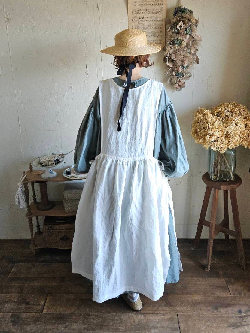 【Ecru white】エアリーエプロンワンピース　Airy side ribbon apron one-piece