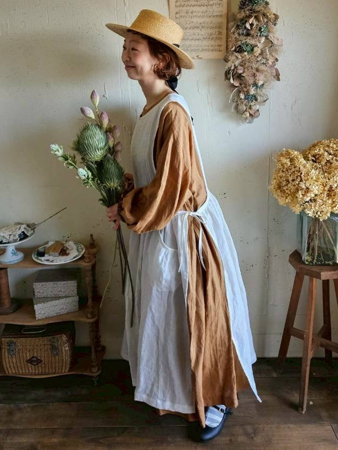 【Ecru white】エアリーエプロンワンピース　Airy side ribbon apron one-piece