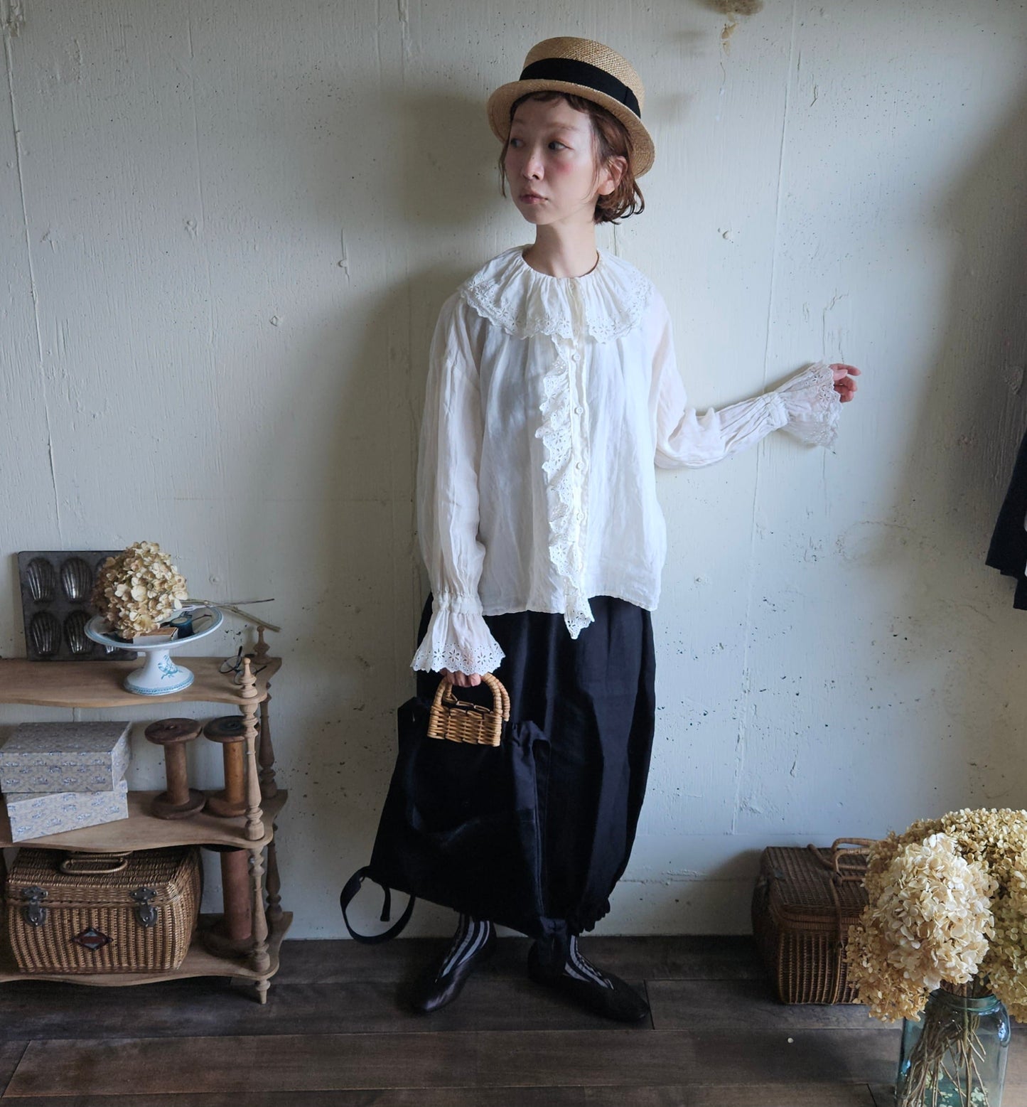 《Royal White》Antique Lace Blouse  アンティークレースブラウス　gauze