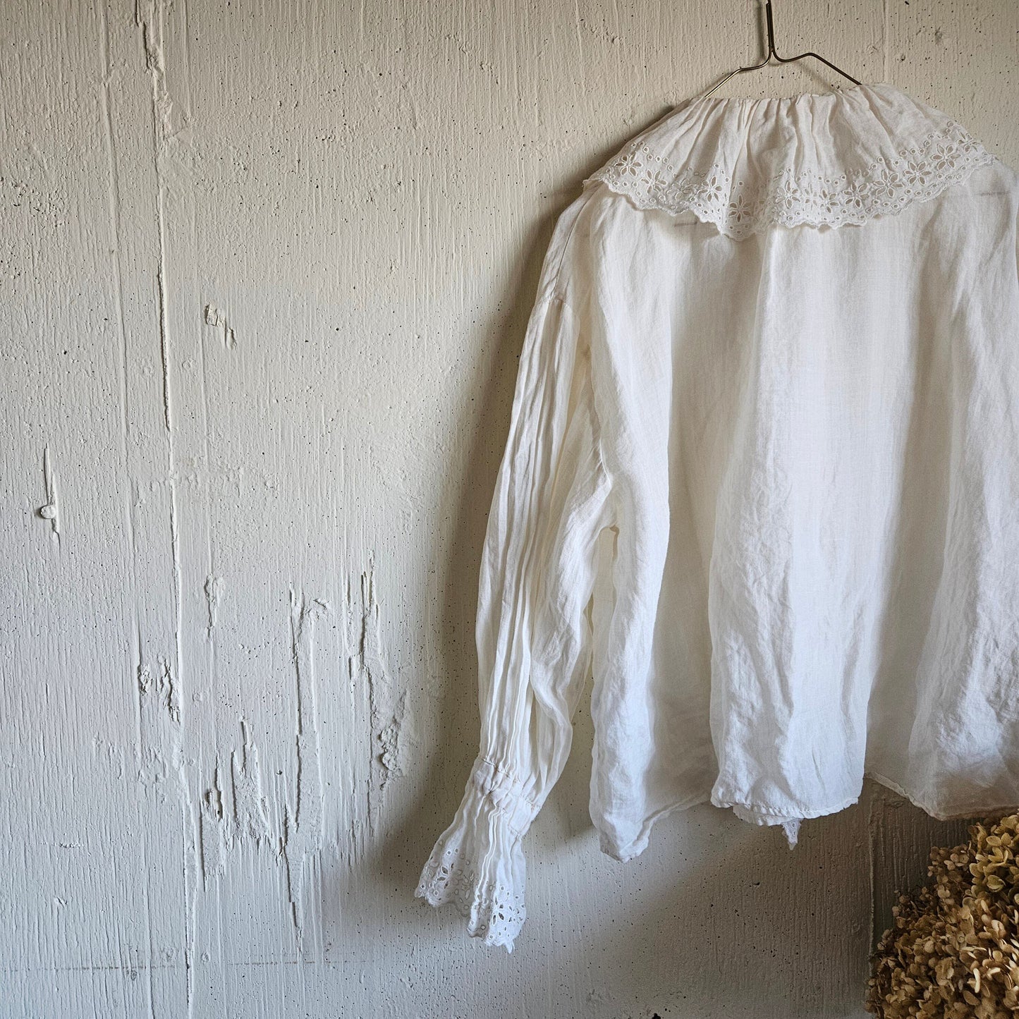 《Royal White》Antique Lace Blouse  アンティークレースブラウス　gauze