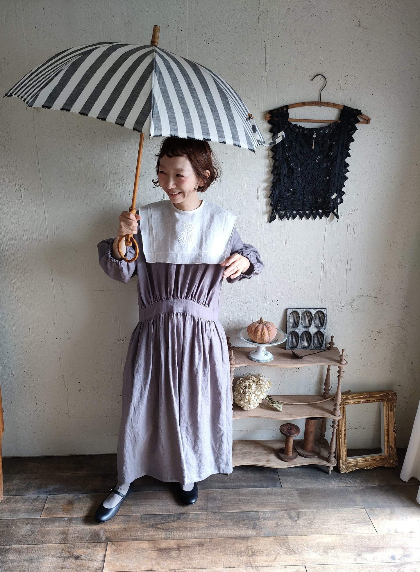 Embroidery Linen collar モノグラム刺繍のリネンつけ襟　手刺繍フランスアンティーク　リネン　つけ襟　