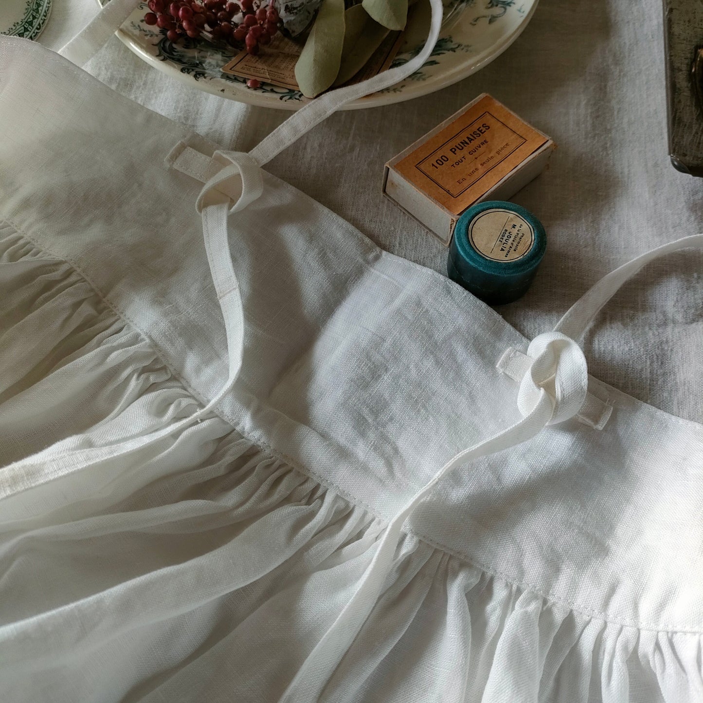 Ecru White　2way サスペンダーギャザータブリエ　French Linen Gather tablier 　アンティークタブリエ　リネンタブリエ