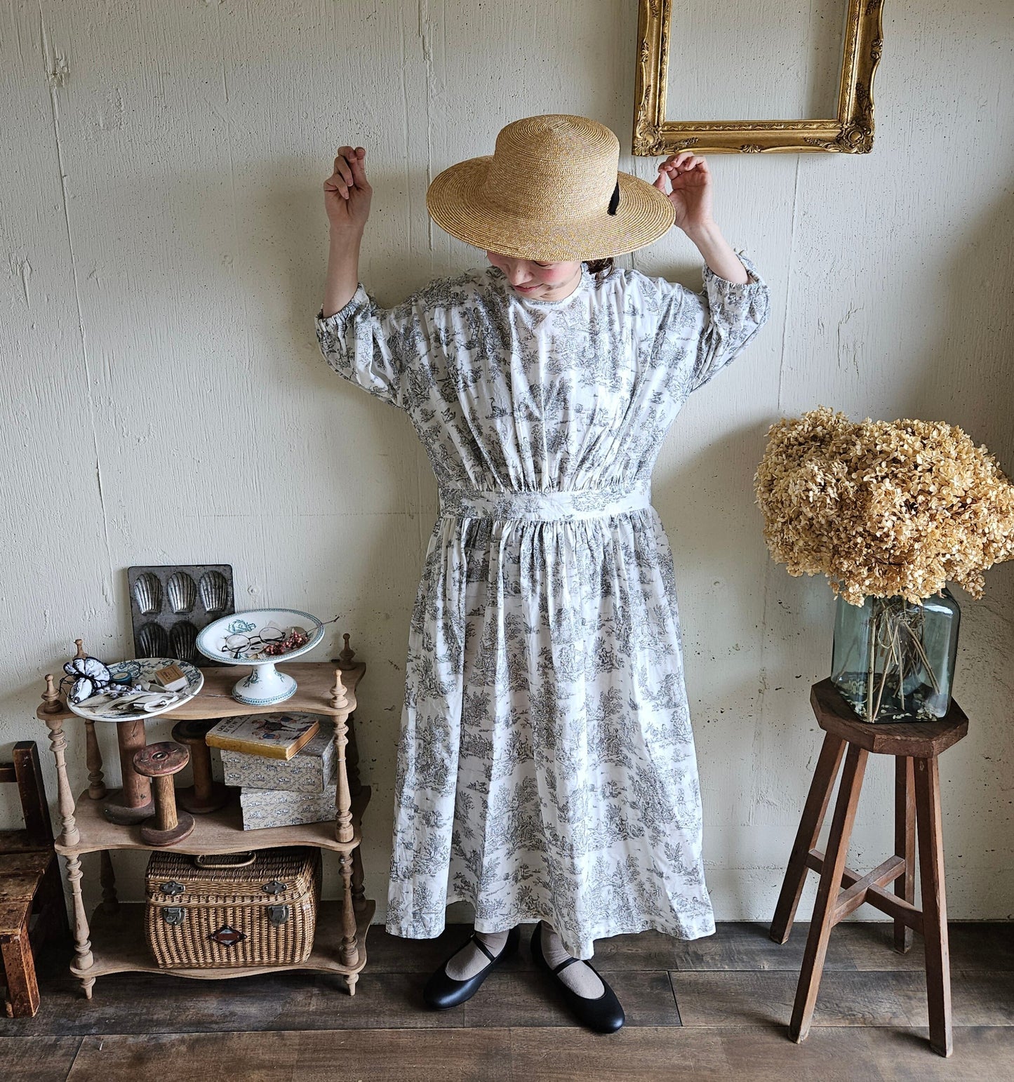 toile de jouy トワルドジュイ柄 ギャザーワンピース French cotton  gather one piece