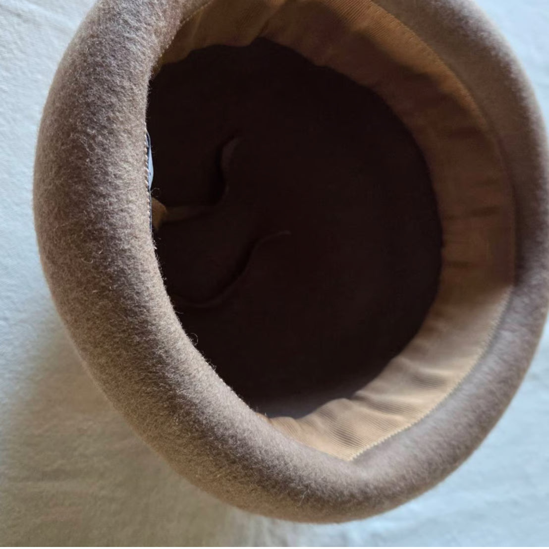 《moca brown》モカブラウンのフェルトトーク帽　felt talkbou