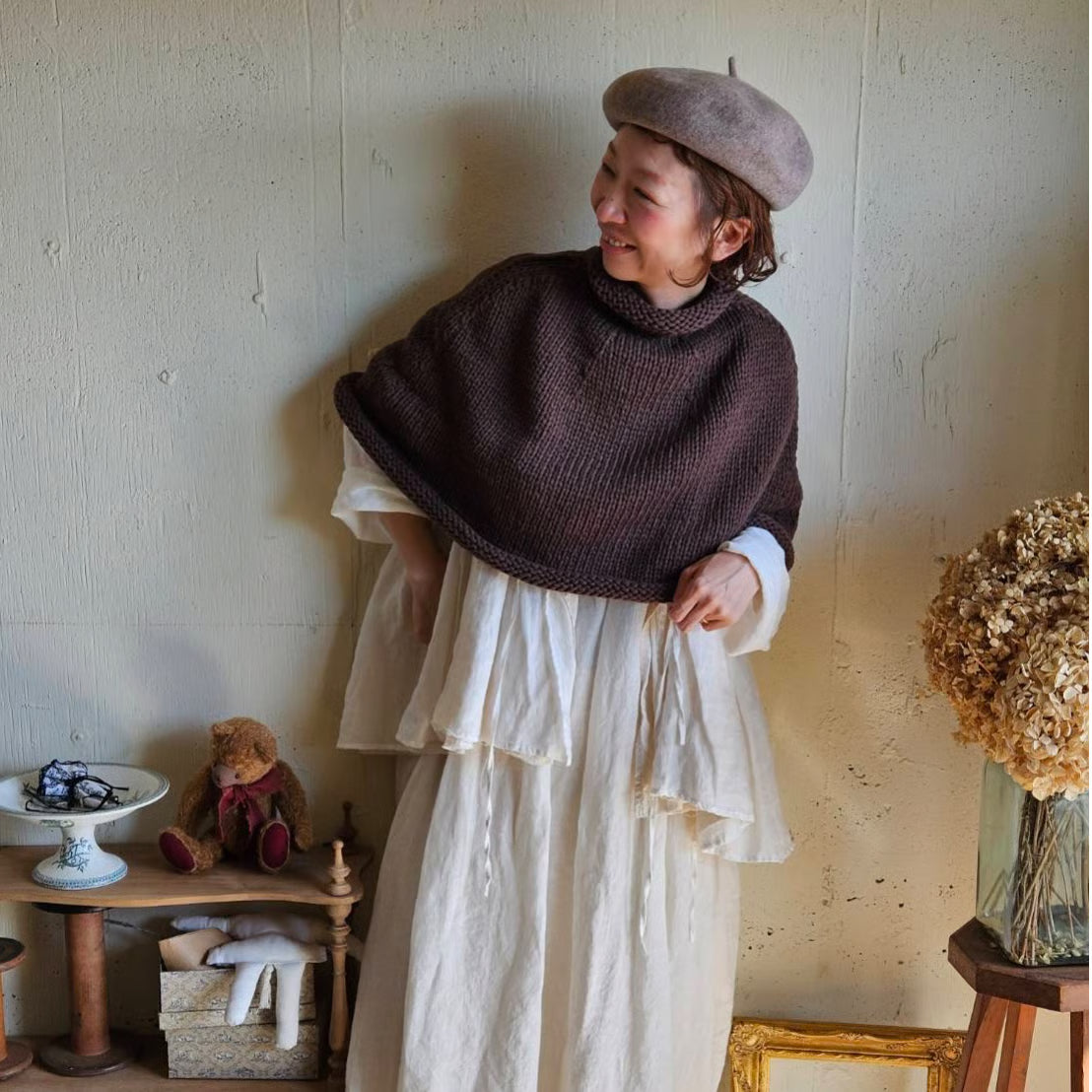 《darkbrown》ブラウンの柔らかニットポンチョ　knit poncho