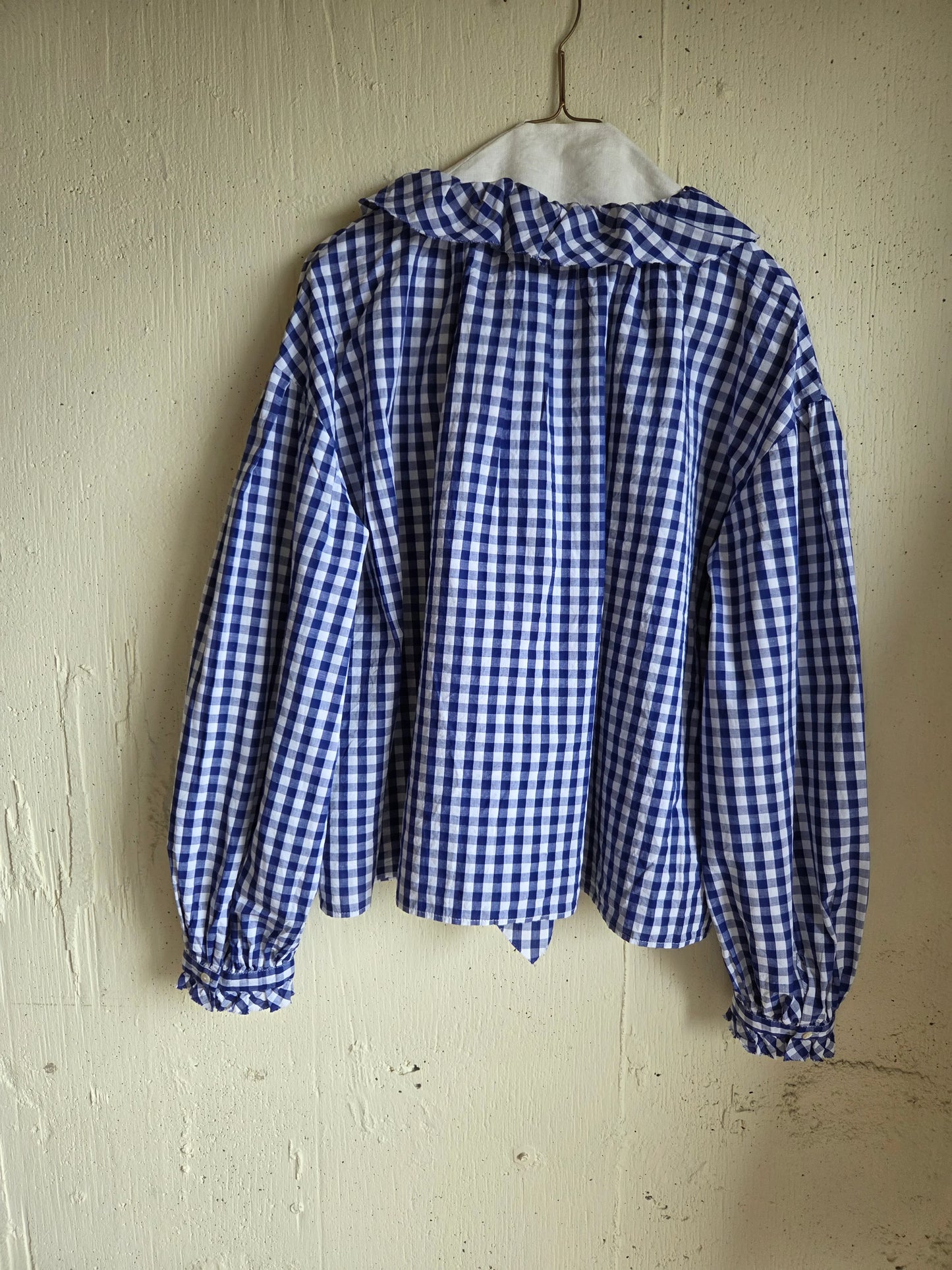《BLUE》ギンガムチェックのフリルblue　ginghamcheck