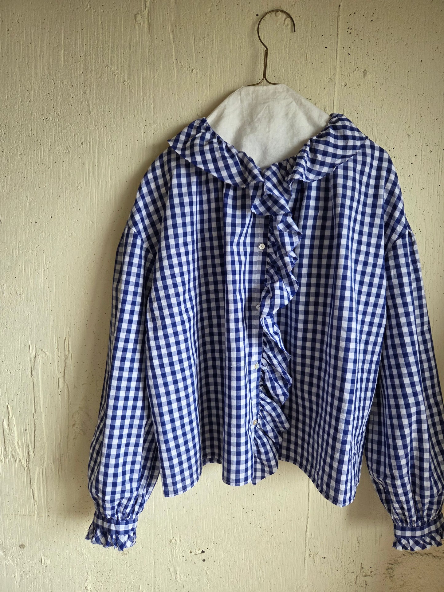 《BLUE》ギンガムチェックのフリルblue　ginghamcheck