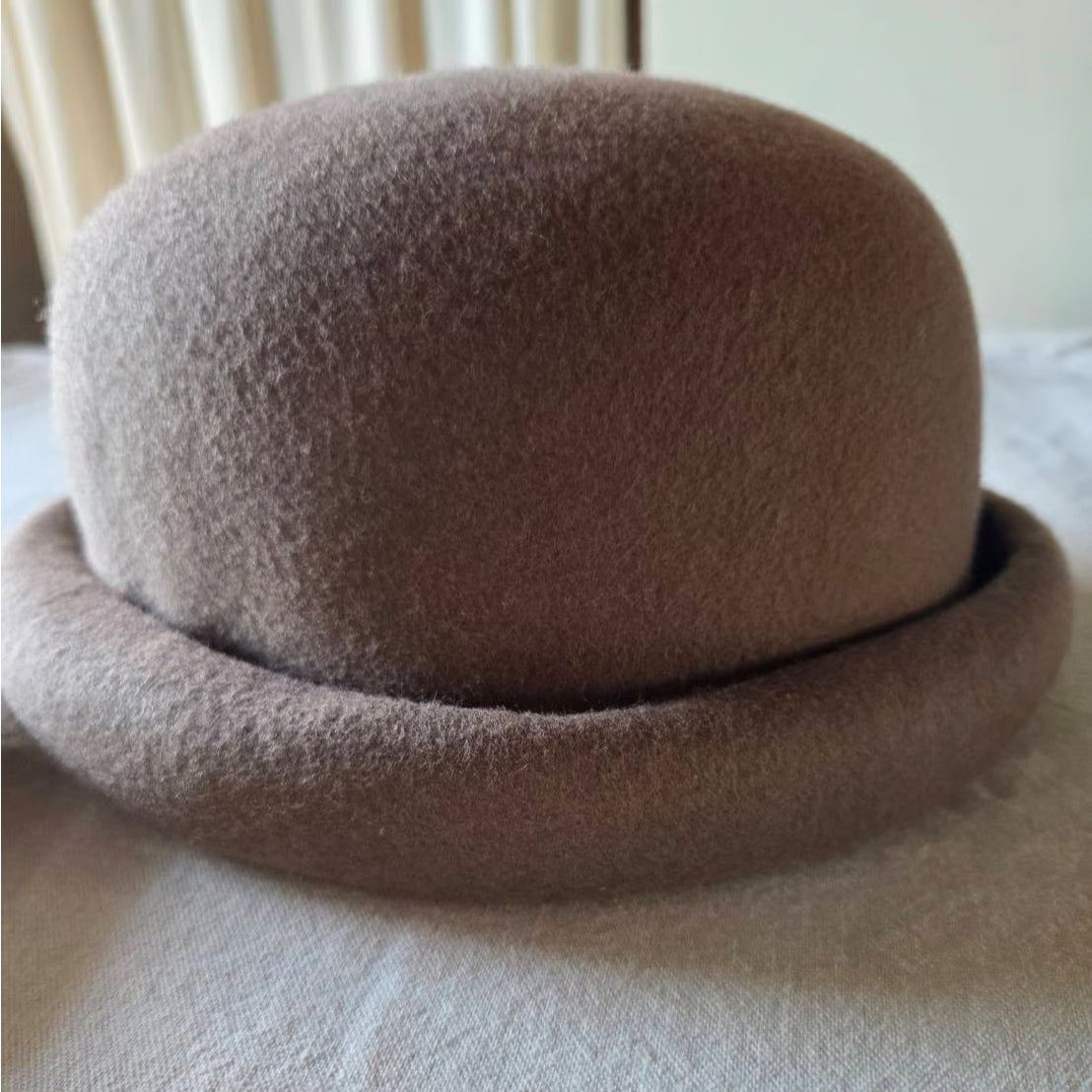 《moca brown》モカブラウンのフェルトトーク帽　felt talkbou
